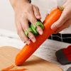 1pc, Hand Vegetable Peeler, Palm Peeler, Rubber Finger Grips Comfortable To Peel Pumpkin, Random Color